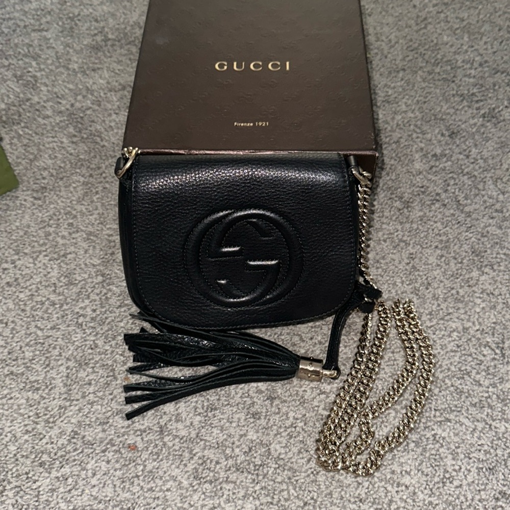 AUTHENTIC GUCCI SIDEBAG